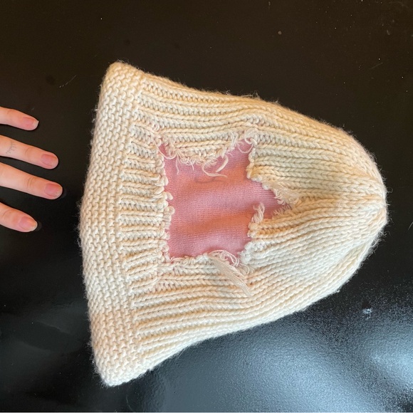 Knitted star cap - Picture 3 of 6